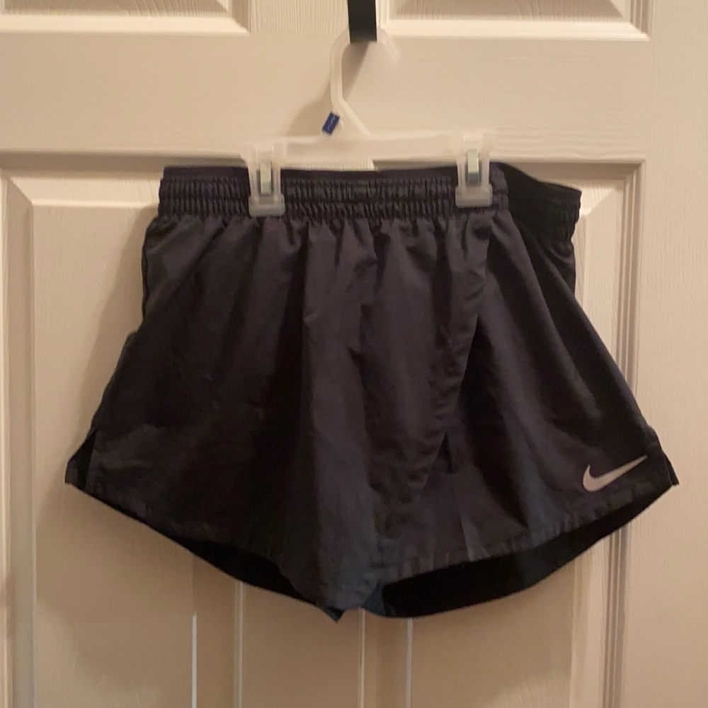 Nike women running shorts EUC